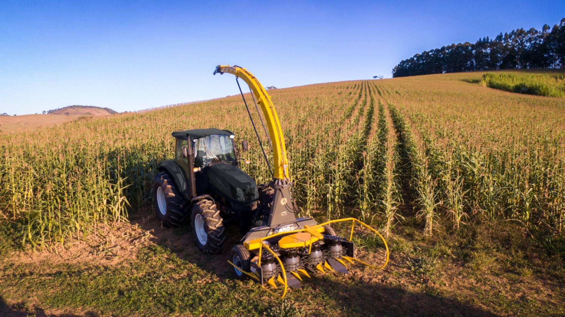 JS2300 harvester